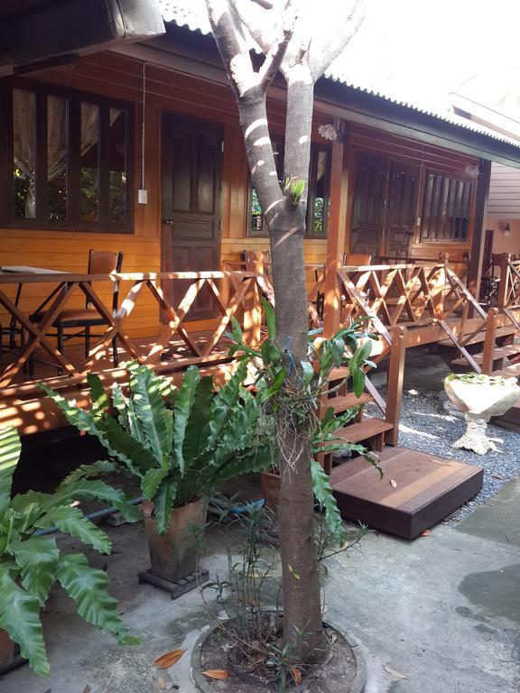 Baan Kong Homestay Аюттхая Екстер'єр фото