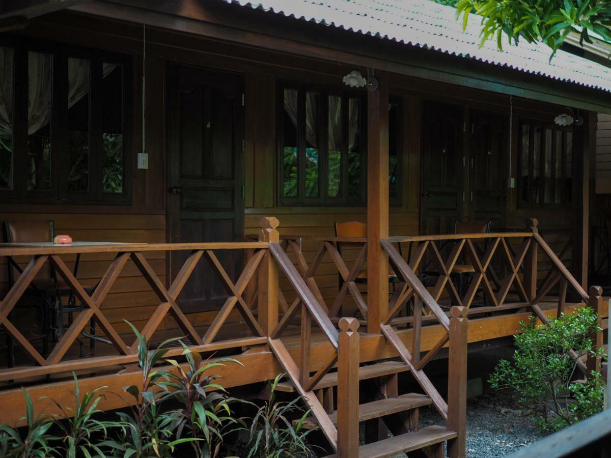 Baan Kong Homestay Аюттхая Екстер'єр фото