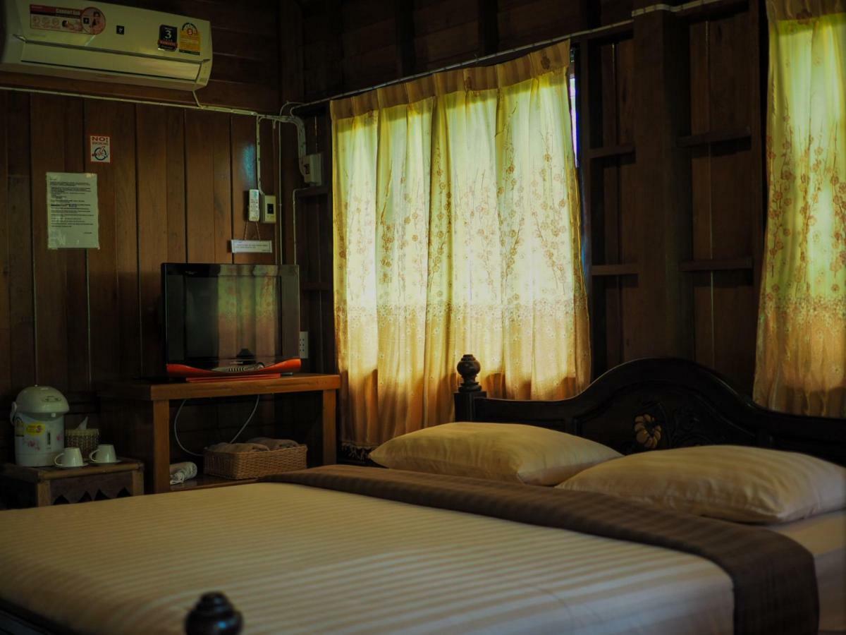 Baan Kong Homestay Аюттхая Екстер'єр фото
