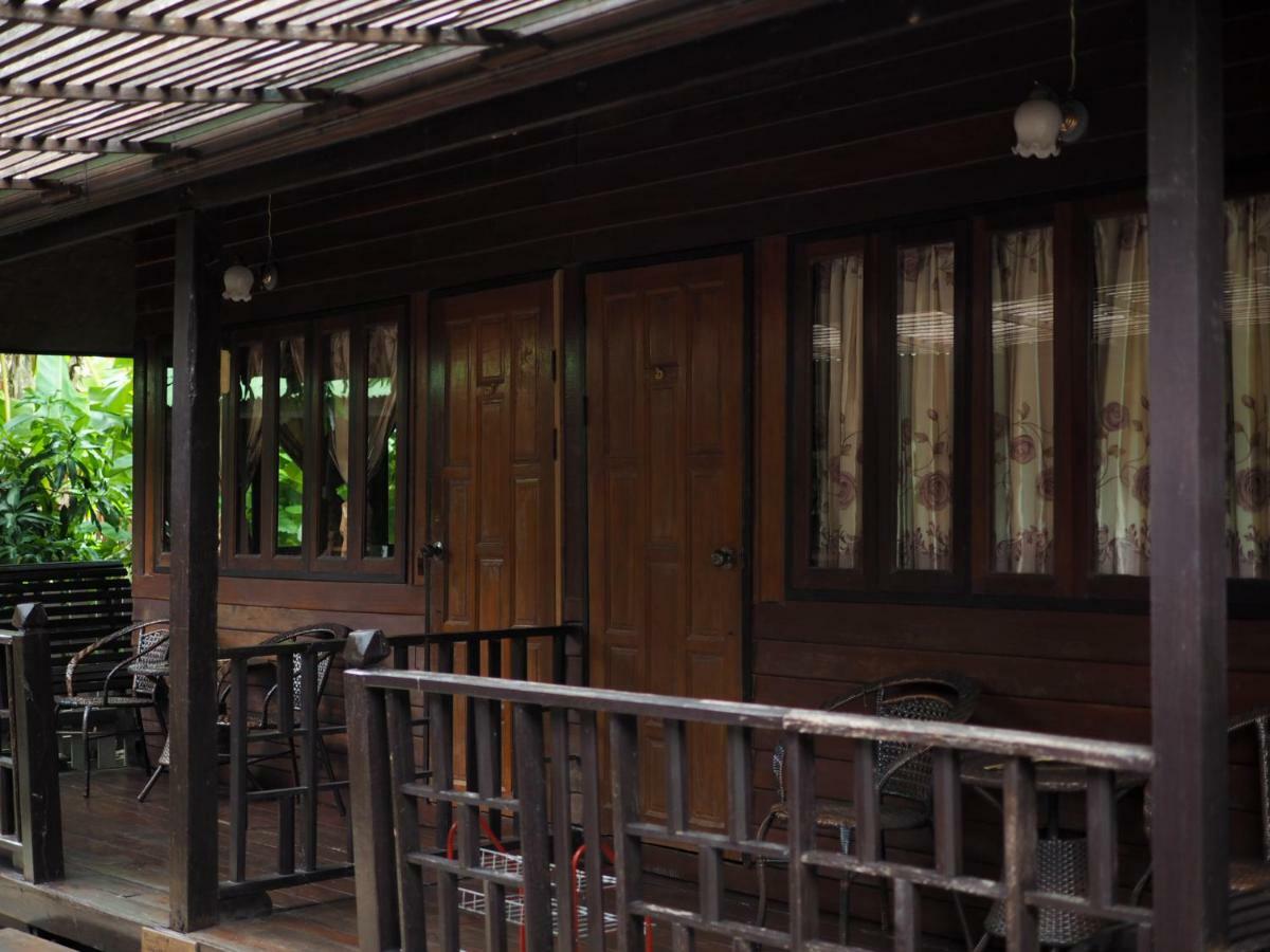 Baan Kong Homestay Аюттхая Екстер'єр фото